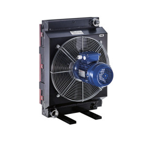 Refroidisseur Air/Huile SSPV12 - 1" - Prép. moteur hyd. Gr.2 - Aspi. - 25-140 l/min taré à 8 bar avec thermostat 36/26°C